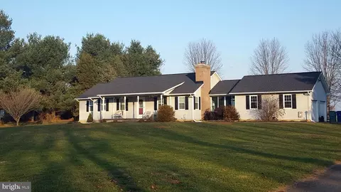 4026 Cherry Ln, Jefferson, MD 21755