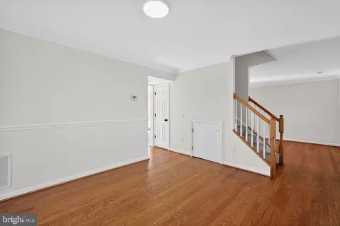 Living - 833 Waterford Dr, Frederick, MD 21702 photo 2 of 7