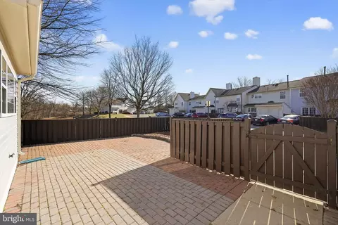 Exterior - 833 Waterford Dr, Frederick, MD 21702 photo 2 of 2