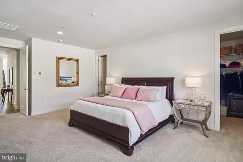 Bedroom - 8776 Walnut Bottom Ln, Frederick, MD 21701 photo 2 of 9