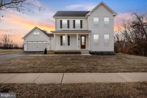 641 Swallowtail Dr, Frederick, MD 21703
