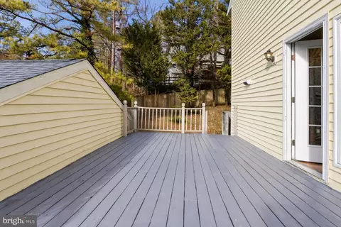 Exterior - 8620 Pinecliff Dr, Frederick, MD 21704 photo 2 of 4