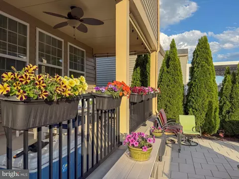 Exterior - 6201 Payton Way, Frederick, MD 21703 photo 11 of 19