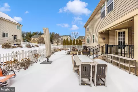 Exterior - 6201 Payton Way, Frederick, MD 21703 photo 14 of 19
