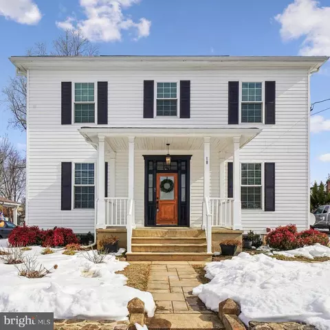 10 Main St, Walkersville, MD 21793