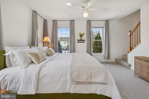 Bedroom - 2539 Waterside Dr, Frederick, MD 21701 photo 3 of 6