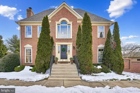 2539 Waterside Dr, Frederick, MD 21701