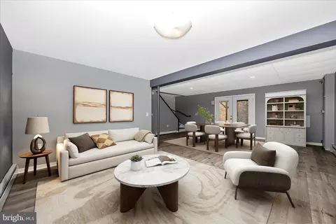 Living - 2778 Lynn St, Frederick, MD 21704 photo 4 of 5