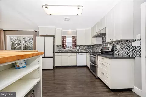 Kitchen - 2778 Lynn St, Frederick, MD 21704 photo 1 of 5