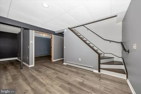 Entry Way - 2778 Lynn St, Frederick, MD 21704 photo 4 of 5