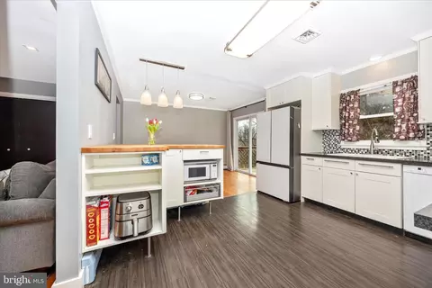 Kitchen - 2778 Lynn St, Frederick, MD 21704 photo 2 of 5