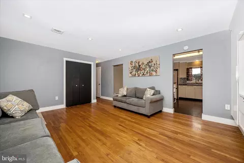 Living - 2778 Lynn St, Frederick, MD 21704 photo 3 of 5