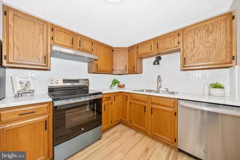214 Savage Rd, Frederick, MD 21702 photo 5
