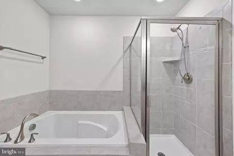 Bath - 5936 Forum Sq, Frederick, MD 21703 photo 3 of 3