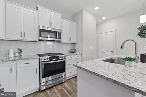 Kitchen - 5936 Forum Sq, Frederick, MD 21703 photo 2 of 2