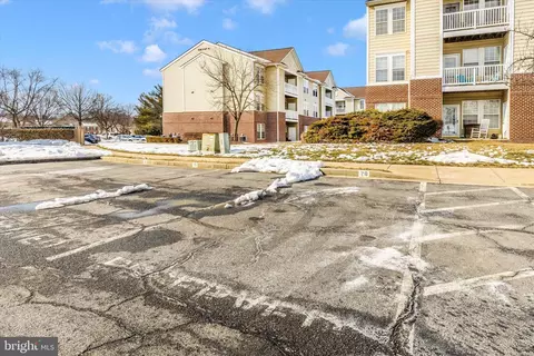 Exterior - 8205 Blue Heron Dr #2B, Frederick, MD 21701 photo 3 of 4