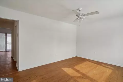 124 Key Pkwy, Frederick, MD 21702 photo 10