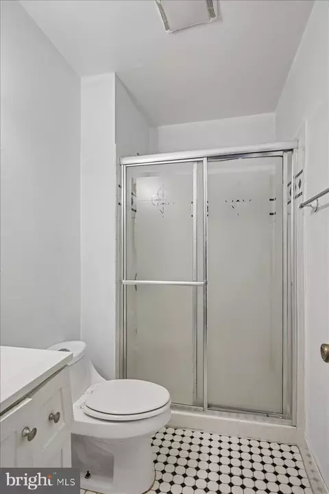 124 Key Pkwy, Frederick, MD 21702 photo 26