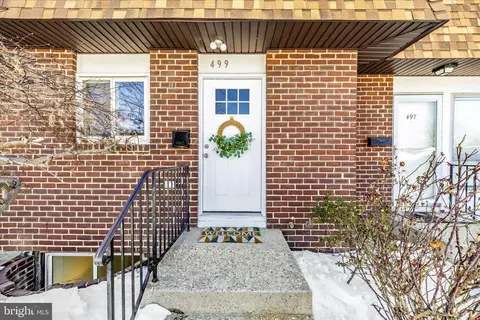 499 Carrollton Dr #14, Frederick, MD 21701