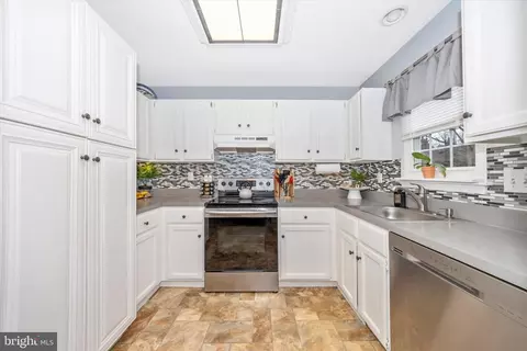 Kitchen - 1191 Codorus St, Frederick, MD 21702 photo 2 of 2