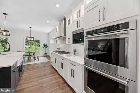Entry Way - 1823 Colt Ln, Frederick, MD 21702 photo 2 of 13