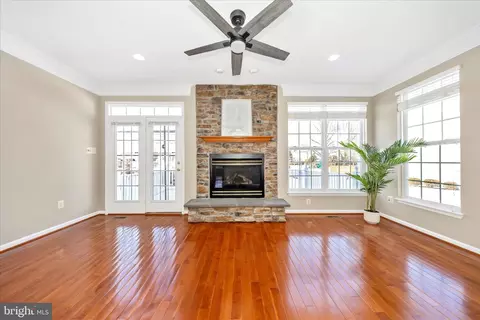 Living - 3516 Connor Pl, Frederick, MD 21704 photo 7 of 9