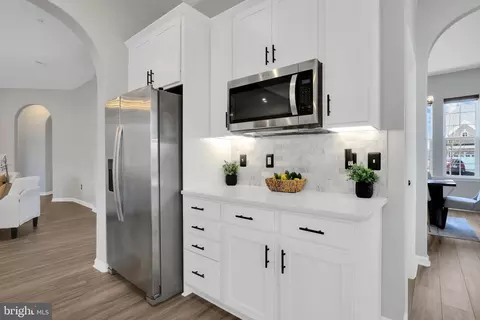 Kitchen - 5719 Hawk Ridge Rd, Frederick, MD 21704 photo 7 of 8