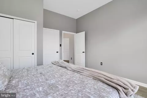 Bedroom - 5719 Hawk Ridge Rd, Frederick, MD 21704 photo 4 of 11