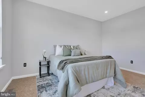 Bedroom - 5719 Hawk Ridge Rd, Frederick, MD 21704 photo 10 of 11