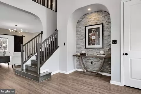 Entry Way - 5719 Hawk Ridge Rd, Frederick, MD 21704 photo 11 of 25