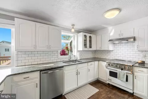 1859 Millstream Dr, Frederick, MD 21702 photo 8