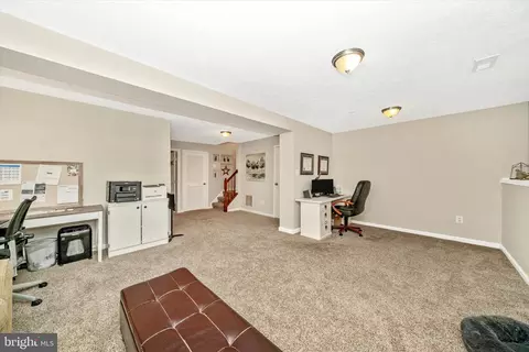 Entry Way - 9521 Bellhaven Ct, Frederick, MD 21701 photo 4 of 5