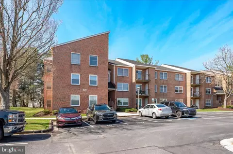 200 Chapel Ct #319, Walkersville, MD 21793
