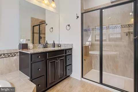 Bath - 6467 Alan Linton Blvd E, Frederick, MD 21703 photo 2 of 4