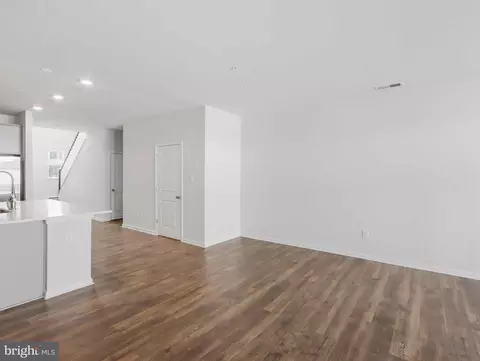 Living - 485 Hanson St, Frederick, MD 21701 photo 2 of 4