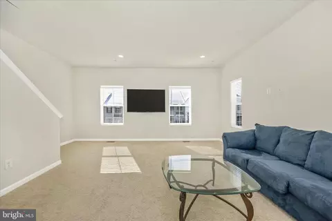 Living - 1310 Pedigree St, Frederick, MD 21702 photo 4 of 5