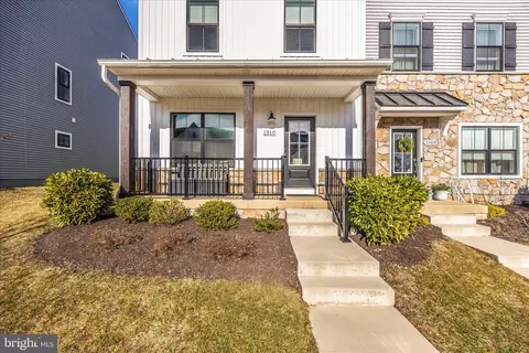 Exterior - 1310 Pedigree St, Frederick, MD 21702 photo 1 of 16