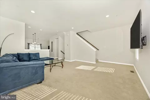 Living - 1310 Pedigree St, Frederick, MD 21702 photo 2 of 5