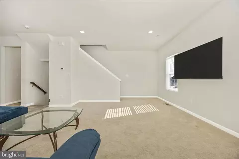 Living - 1310 Pedigree St, Frederick, MD 21702 photo 5 of 5