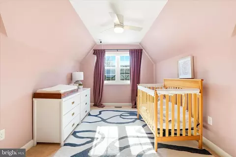 Bedroom - 2379 Bear Den Rd, Frederick, MD 21701 photo 4 of 5