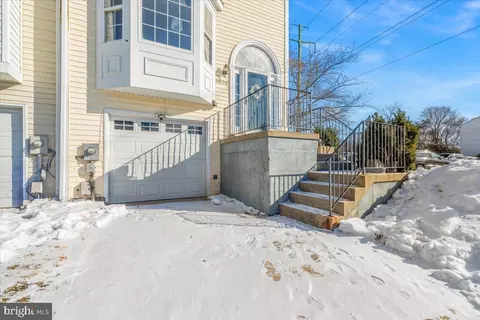5636 Ashburn Ter, Frederick, MD 21703 photo 4