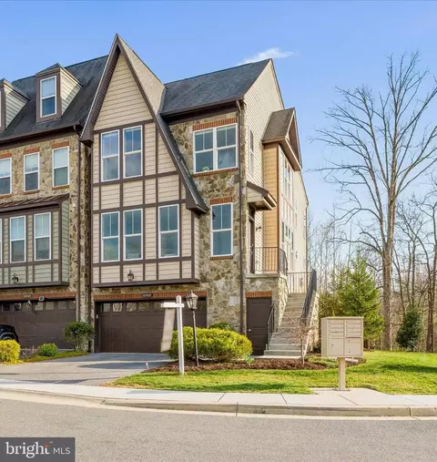 10901 Divot Ct, New Market, MD 21774