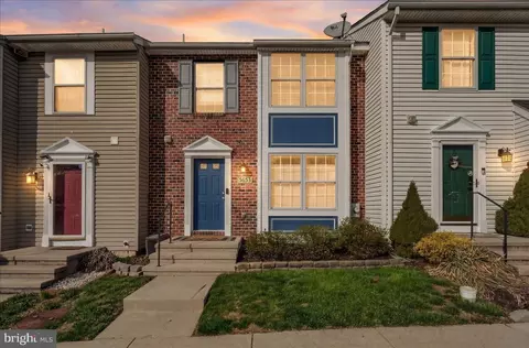5653 Tessie Ct, New Market, MD 21774