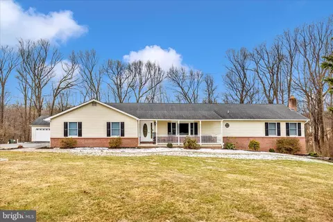 4134 Walnutwood Ct, Mount Airy, MD 21771