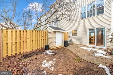 Exterior - 607 Hollowstone Rd, Frederick, MD 21703 photo 9 of 14
