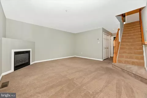 Living - 607 Hollowstone Rd, Frederick, MD 21703 photo 12 of 12
