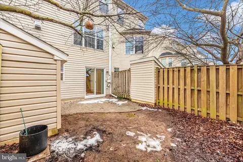 Exterior - 607 Hollowstone Rd, Frederick, MD 21703 photo 11 of 14