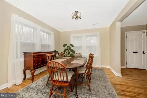 Dining - 633 Lee Pl, Frederick, MD 21702 photo 2 of 3