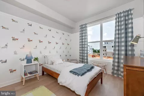 Bedroom - 722 B Iron Forge Rd, Frederick, MD 21702 photo 5 of 10