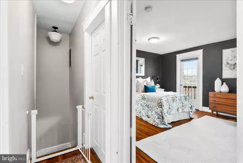 Entry Way - 229 E 5th St, Frederick, MD 21701 photo 3 of 3
